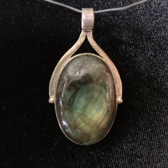 3  pendants - Picture 2 of 3